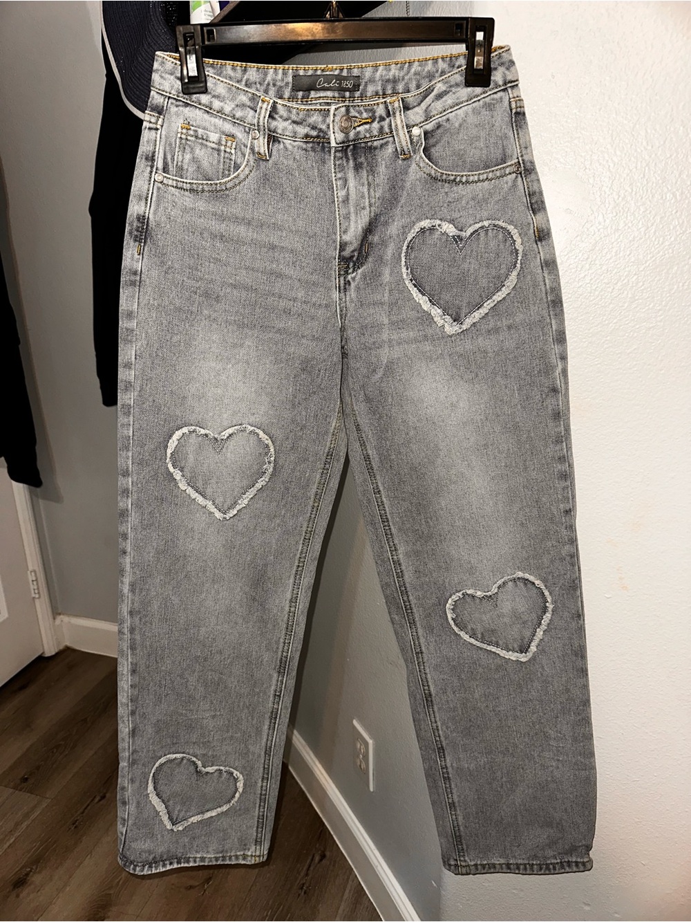 High-Rise Gray Boyfriend Jeans with Heart Patch Detail